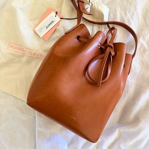 Mansur Gavriel mini bucket bag in Cammello/Rosa